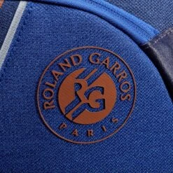 Wilson Tennis-Racketbag Super Tour Roland Garros (Schlägertasche, 3 Hauptfächer) Navyblau 15er 16 Wilson Tennis-Racketbag Super Tour Roland Garros (Schlägertasche, 3 Hauptfächer) Navyblau 15er -Wilson Huston Geschaft Wilson WR8018101 RG Super Tour 15 Tasche204 1200x1200 1