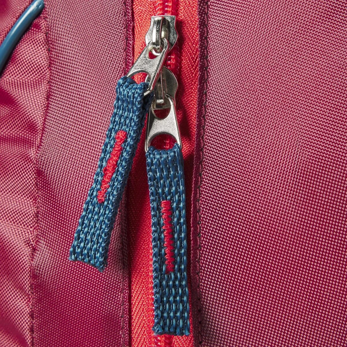 Wilson Tennis-Rucksack Junior/Kinder (Hauptfach+Schlägerfach) 2023 Rot 7 Wilson Tennis-Rucksack Junior/Kinder (Hauptfach+Schlägerfach) 2023 Rot – Bild 5