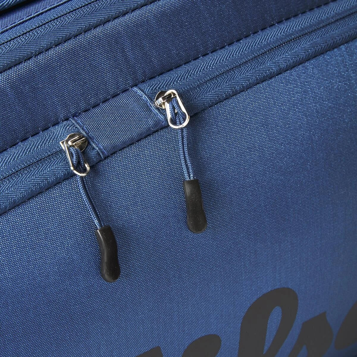 Wilson Tennis-Racketbag Ultra Tour (Schlägertasche, 2 Hauptfächer) 2023 Blau 12er 11 Wilson Tennis-Racketbag Ultra Tour (Schlägertasche, 2 Hauptfächer) 2023 Blau 12er – Bild 9